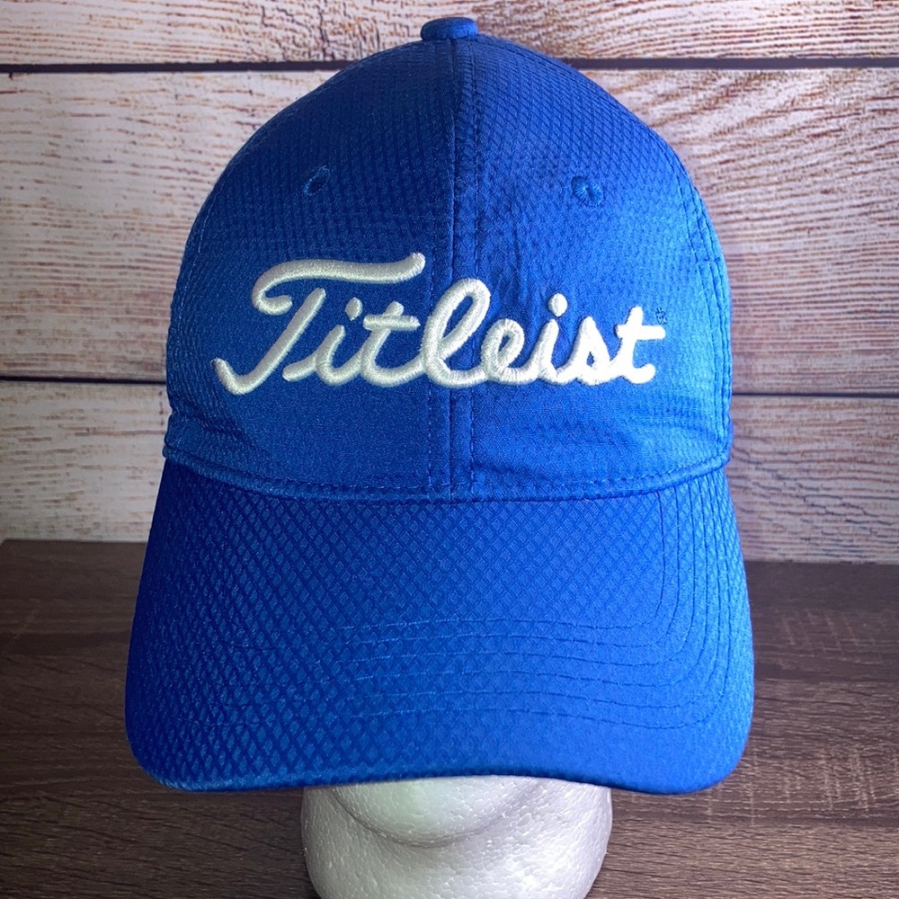 Mens EUC Titleist Blue Schaffer’s Mill Golf Course Adjustable Hat